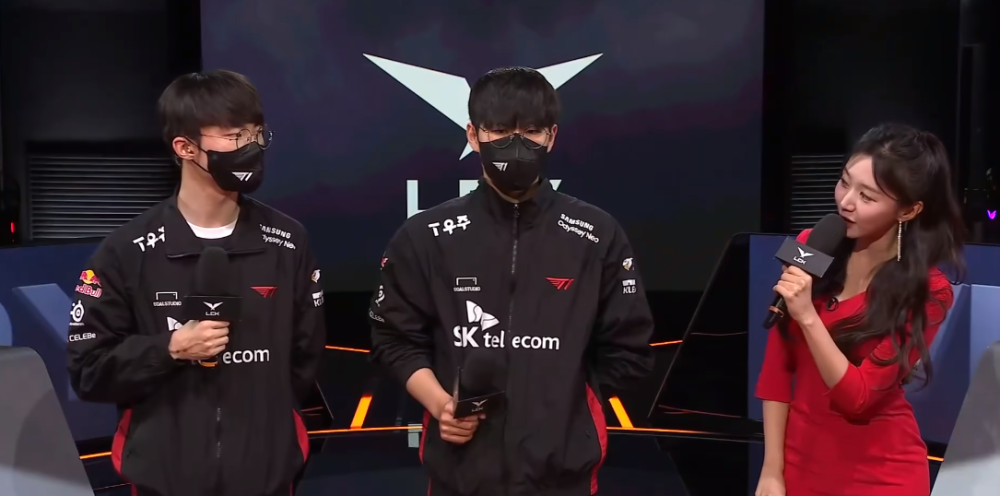 而再添悬念 而再添悬念